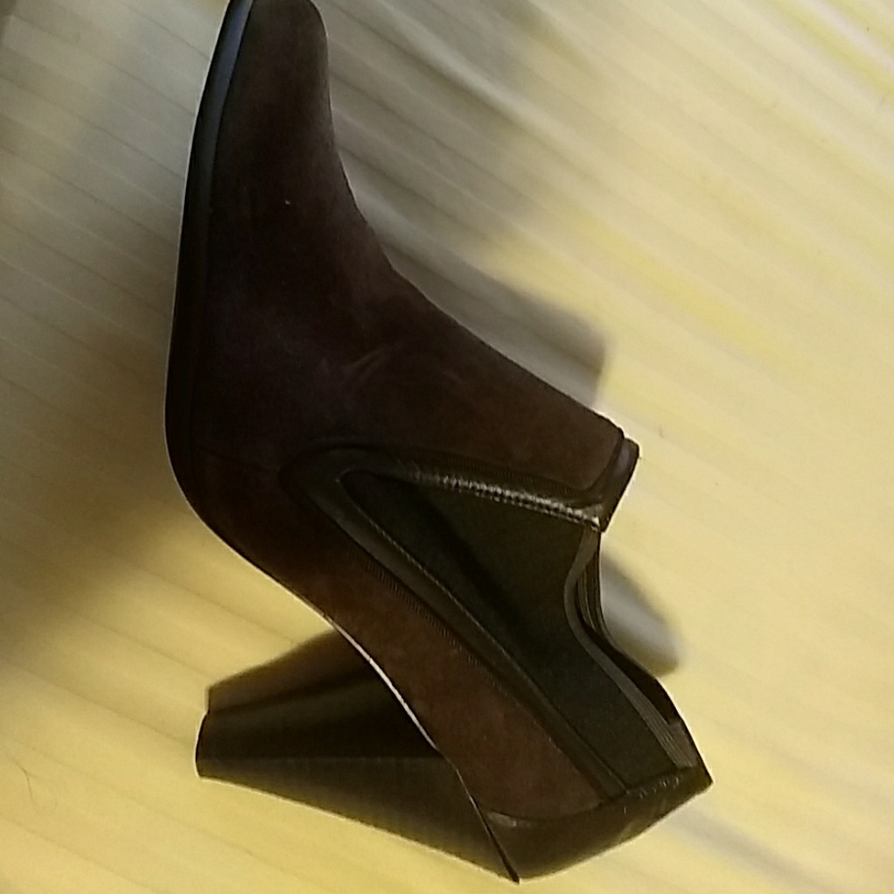 Saks Fifth Ave suede chocolate boots